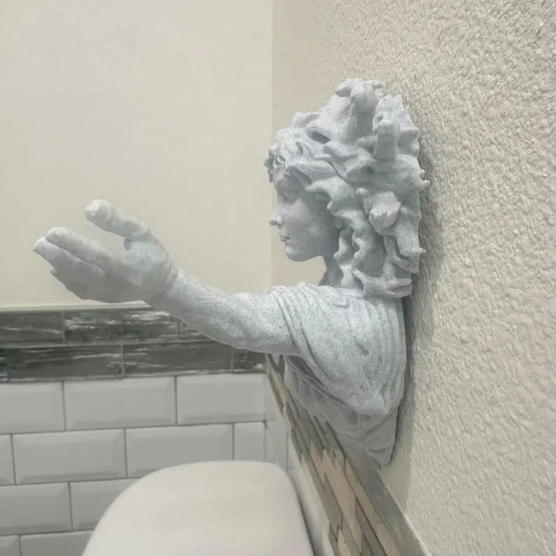Medusa Hand Towel Holder