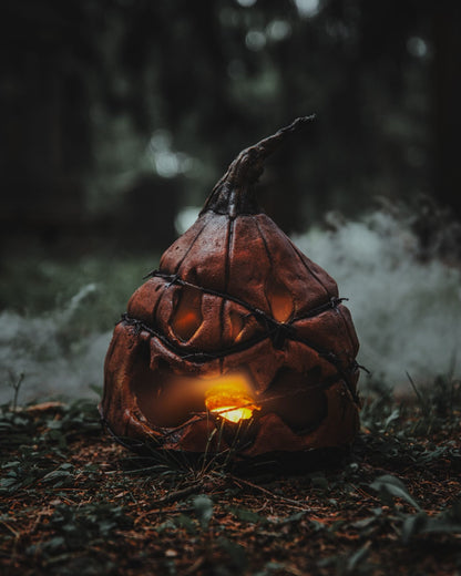 🔥2025 HALLOWEEN SALE - 🎃Bloody Accented Pumpkin Decor