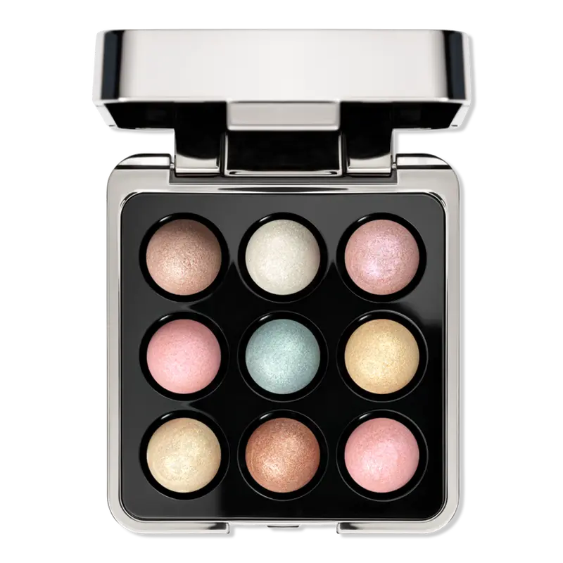 Ballet Beam Highlighting Pearls