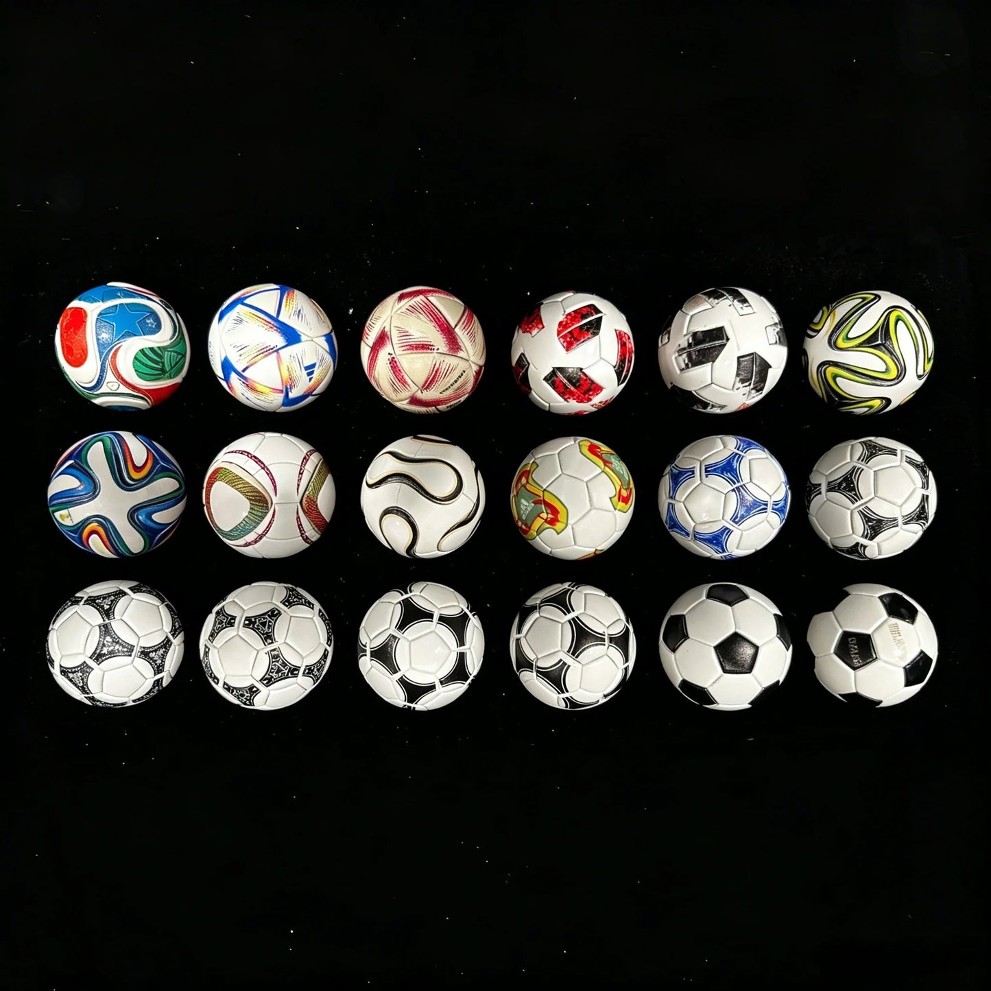 🏆 Handcrafted Mini Soccer Ball Collection Sale🔥 Up to 50% OFF!