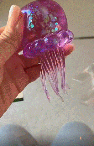 ⏰49% OFF✨ Cute Glitter Jellyfish Squishy